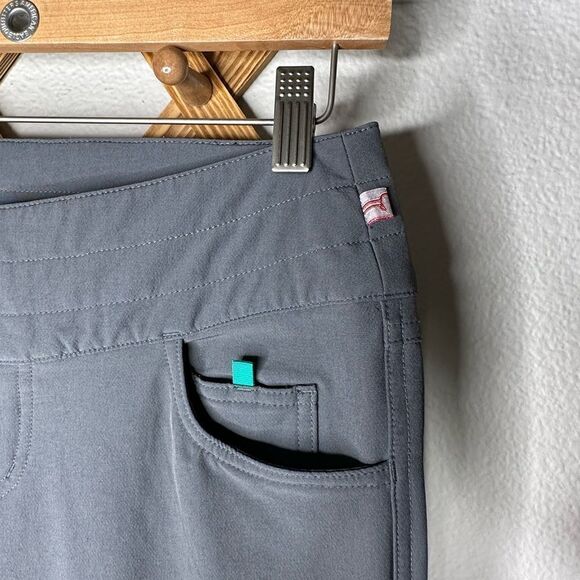 Lululemon carry all grey bootcut outdoor pants size 6 - Picture 7 of 8